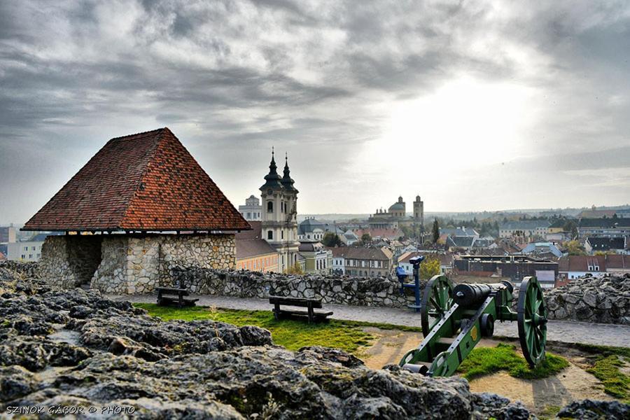 Bagoly Apartman Eger Exteriér fotografie